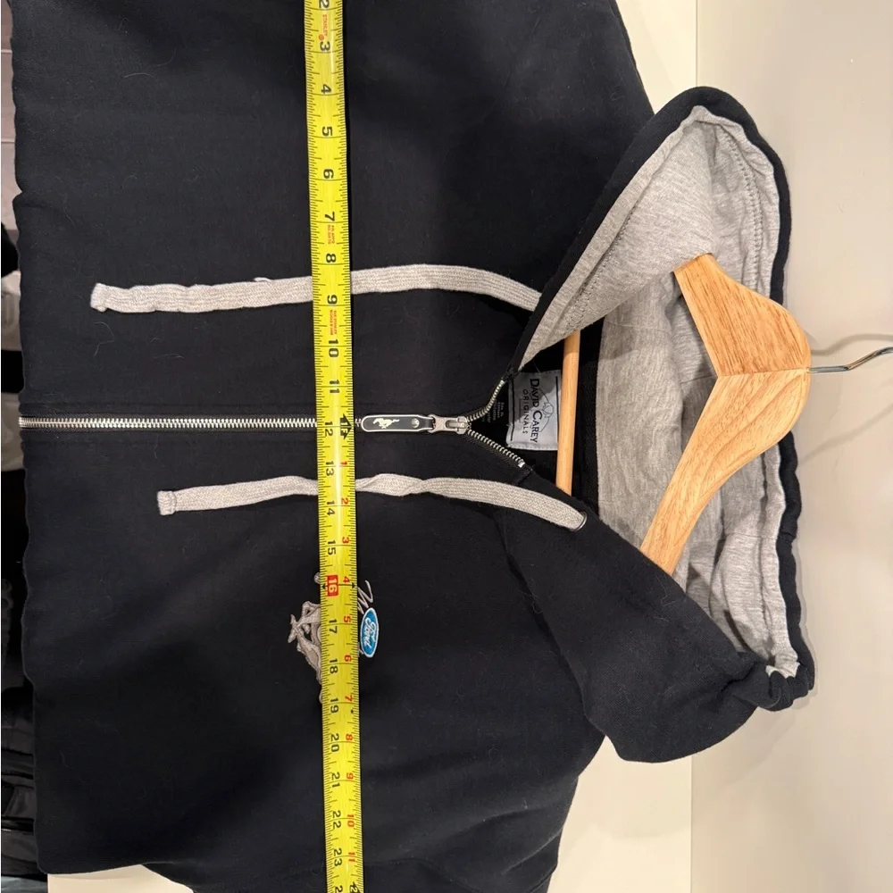 Ford Mustang Black Hoodie Jacket - Picture 7 of 9